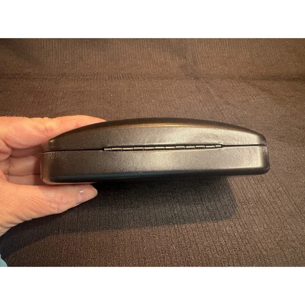 Coach Clam Shell Eye Glasses Black Hard Case & New Cleaning Wipe
